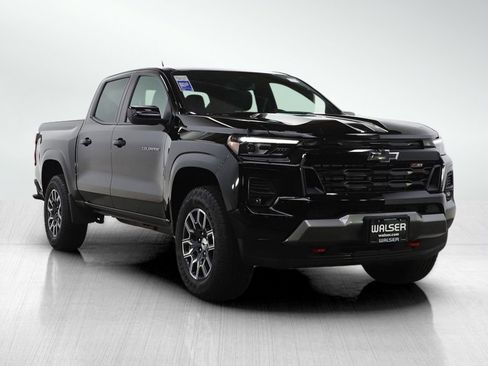 Used 2024 Chevrolet Colorado Z71 w/ Z71 Convenience Package 2 image 7