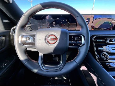 Used 2025 Nissan Armada PRO-4X w/ Pro-4X Premium Package image 7