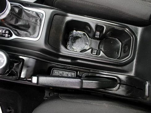 Used 2022 Jeep Wrangler Unlimited Sport AWD/4WD image 20