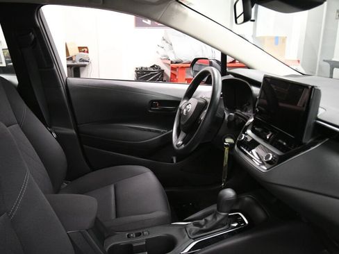 Certified 2024 Toyota Corolla LE FWD image 24