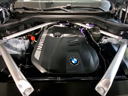 New 2026 BMW X5 xDrive40i w/ M Sport Package image 16