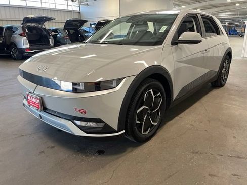 Used 2024 Hyundai Ioniq 5 SEL RWD image 7