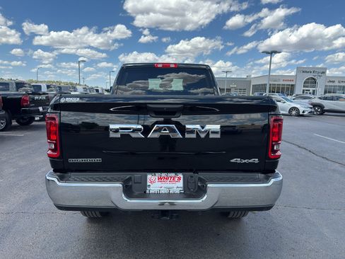 Certified 2026 RAM 2500 Big Horn AWD/4WD image 6
