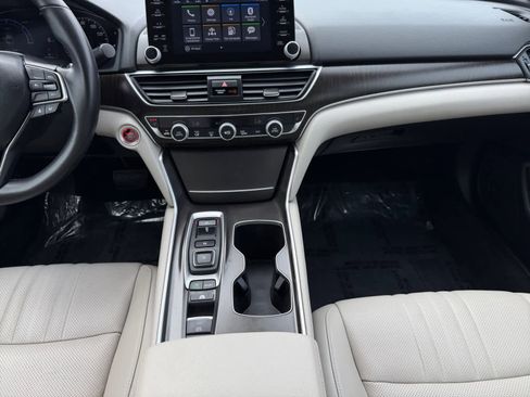 Used 2021 Honda Accord EX-L image 16