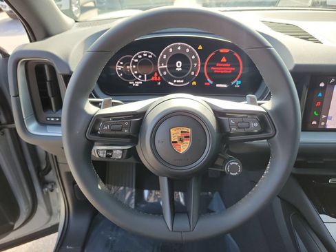 New 2026 Porsche Cayenne AWD/4WD image 32