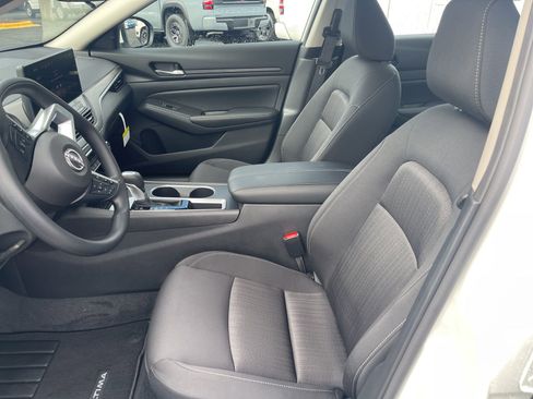 New 2025 Nissan Altima 2.5 SV w/ SV Special Edition Package image 14