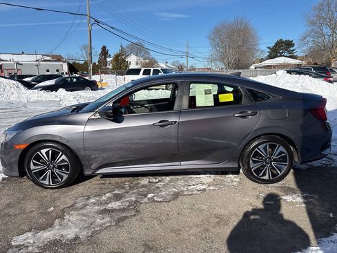 Used 2018 Honda Civic EX-T image 45