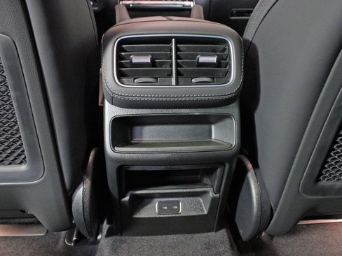 Certified 2025 Mercedes-Benz GLE 53 AMG 4MATIC image 32