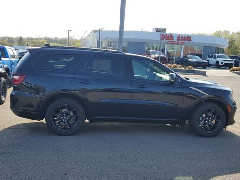 New 2026 Dodge Durango GT image 8