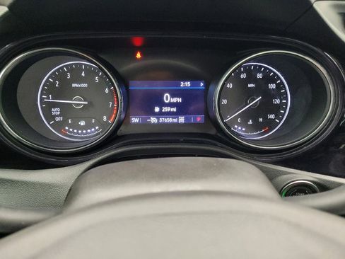 Used 2021 Buick Encore GX Essence AWD/4WD image 23