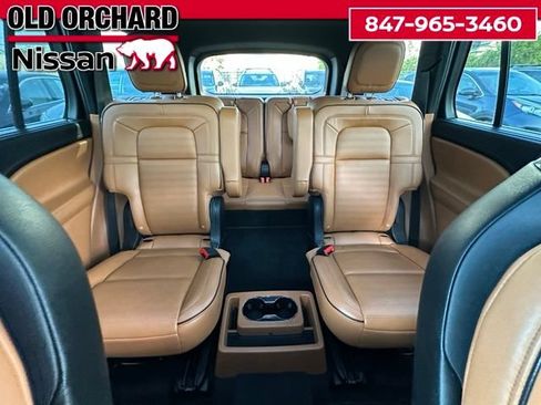 Used 2023 Lincoln Aviator Black Label AWD/4WD image 13