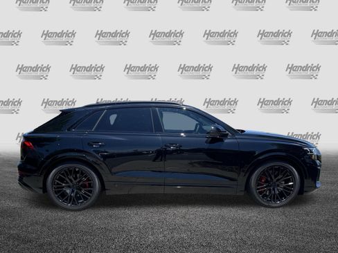 New 2026 Audi SQ8 Prestige AWD/4WD image 10