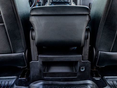 Used 2017 Chevrolet Silverado 1500 LT image 31