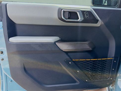 Used 2021 Ford Bronco Badlands image 20