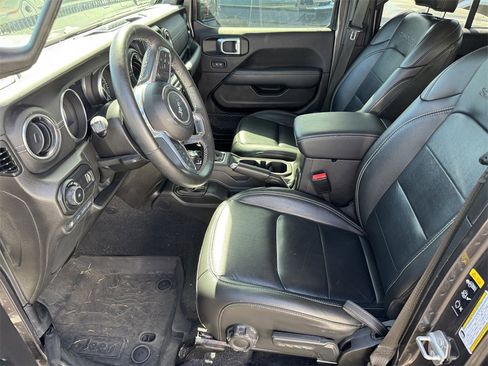 Used 2023 Jeep Wrangler Unlimited Sahara w/ Cold Weather Group image 24