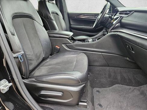 Used 2021 Jeep Grand Cherokee L Laredo RWD image 20