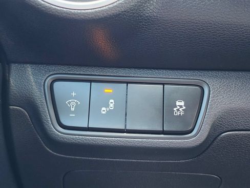 Certified 2023 Kia Forte GT FWD image 17