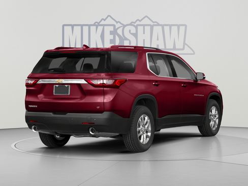 Used 2018 Chevrolet Traverse LT AWD/4WD image 2