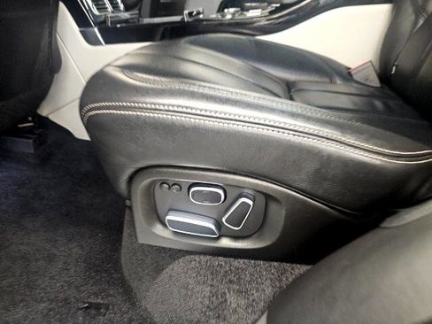 Used 2015 Land Rover Range Rover Autobiography image 14