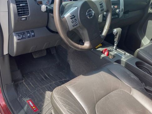 Used 2017 Nissan Frontier PRO-4X w/ Pro-4x Luxury Package AWD/4WD image 7
