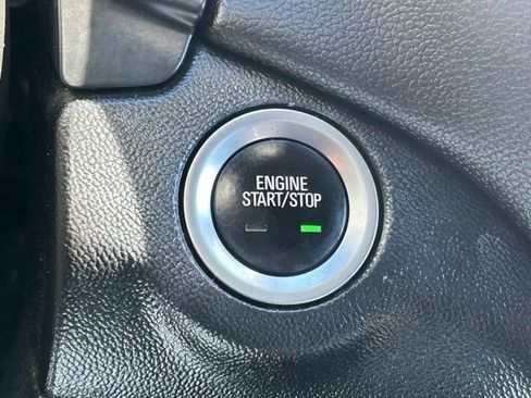 Used 2020 Chevrolet Equinox LT image 26