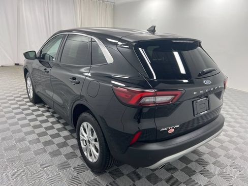 Used 2023 Ford Escape Active w/ Tech Pack #1 AWD/4WD image 6