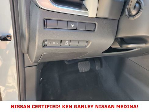 Certified 2023 Nissan Rogue SV AWD/4WD image 34