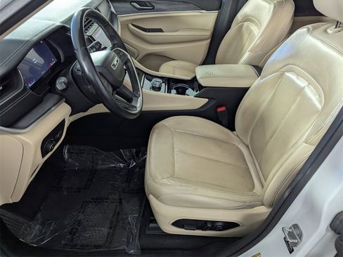 Certified 2021 Jeep Grand Cherokee L Limited image 10