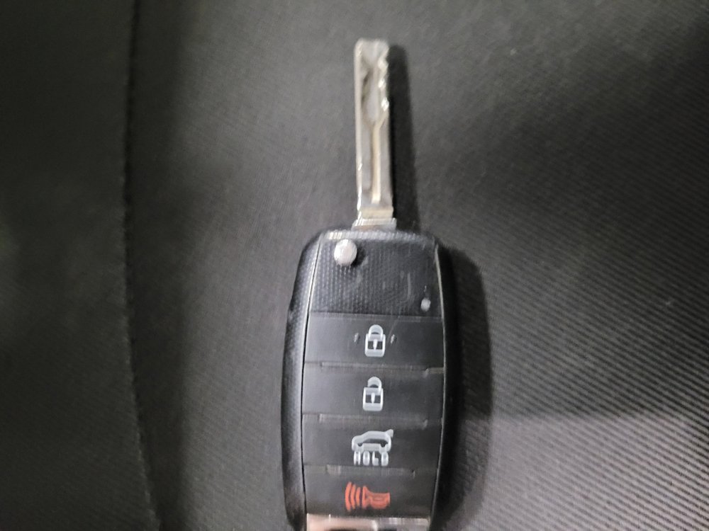Used 2014 Kia Soul + FWD image 32