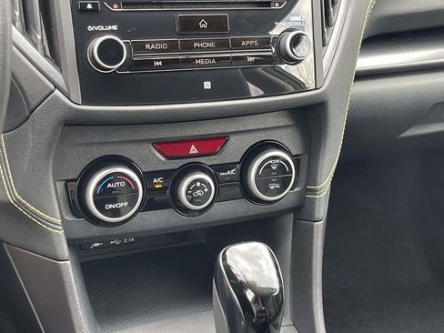 Used 2021 Subaru Crosstrek 2.5i Sport w/ Moonroof Package image 24