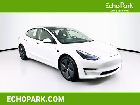Used 2022 Tesla Model 3 RWD image 1