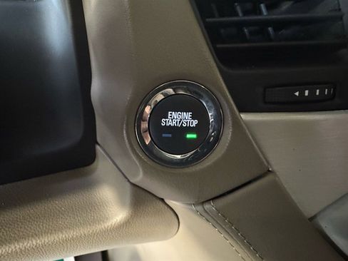 Used 2018 GMC Yukon SLT w/ Premium Edition image 21