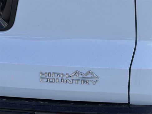 New 2026 Chevrolet Traverse High Country image 6