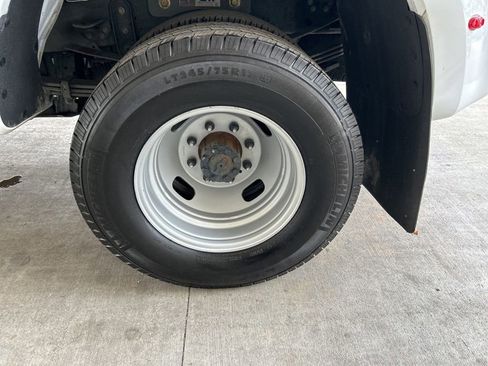 Used 2024 Ford F350 XL w/ FX4 Off-Road Package image 17