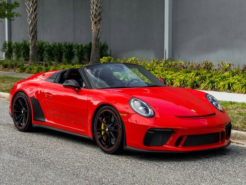 Used 2019 Porsche 911 Speedster RWD image 1