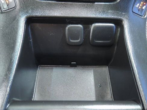 Used 2018 Chevrolet Tahoe LT image 23