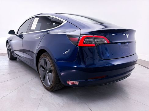 Used 2018 Tesla Model 3 Long Range RWD image 13