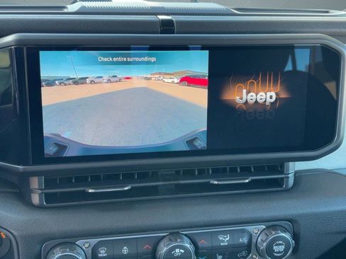 New 2026 Jeep Gladiator Sport AWD/4WD image 23