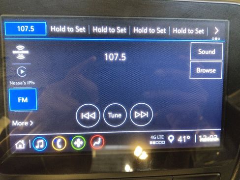 Used 2025 Chevrolet Malibu LT image 25