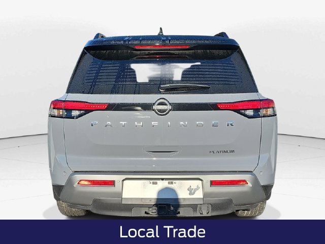 Used 2024 Nissan Pathfinder Platinum FWD image 5