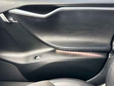 Used 2016 Tesla Model S 75 image 20