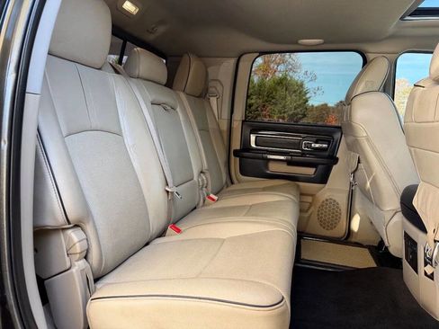 Used 2018 RAM 3500 Laramie Longhorn image 22