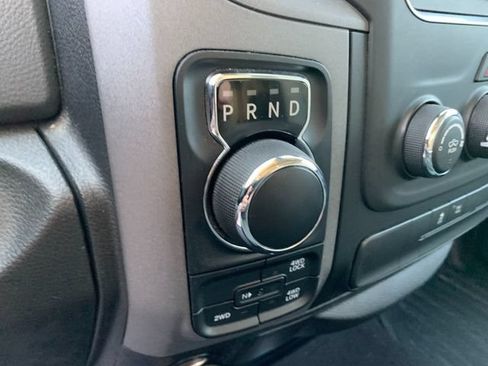 Used 2019 RAM 1500 Express AWD/4WD image 9