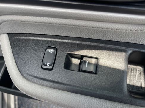 Used 2021 Honda Odyssey EX-L image 19