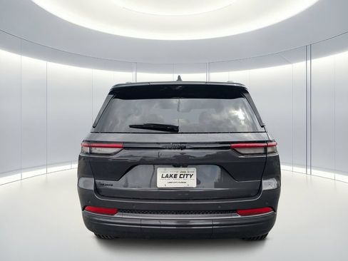 New 2026 Jeep Grand Cherokee Limited AWD/4WD image 5