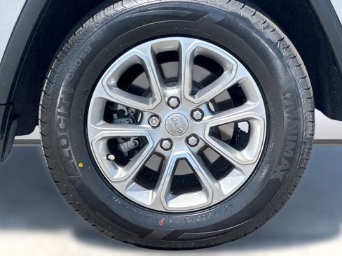 Used 2016 Jeep Grand Cherokee Limited RWD image 10