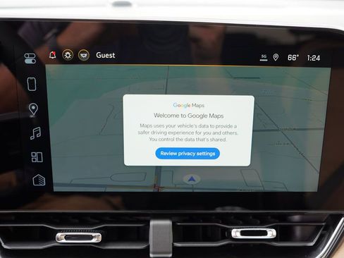 New 2026 Chevrolet Equinox ACTIV w/ Safety and Technology Package image 13