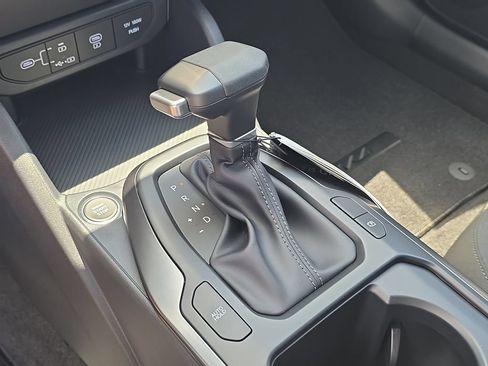 New 2026 Kia K4 FWD image 25