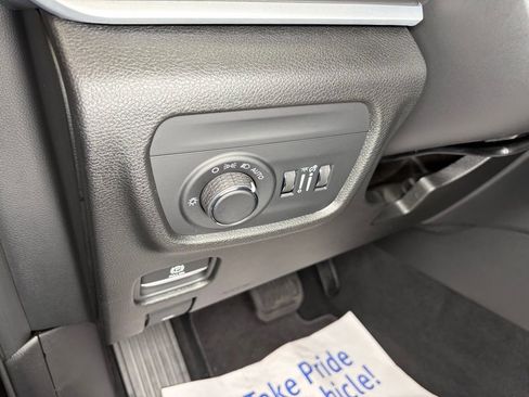 New 2026 Jeep Grand Cherokee L Laredo AWD/4WD image 16