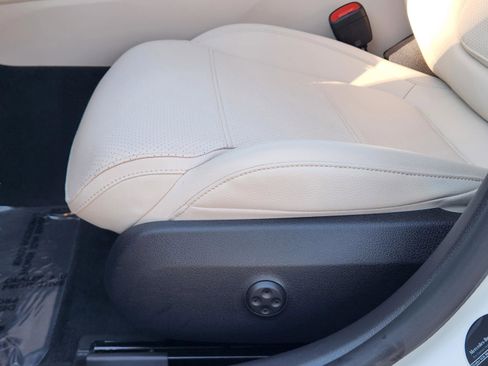 Used 2023 Mercedes-Benz C 300 C 300 image 24